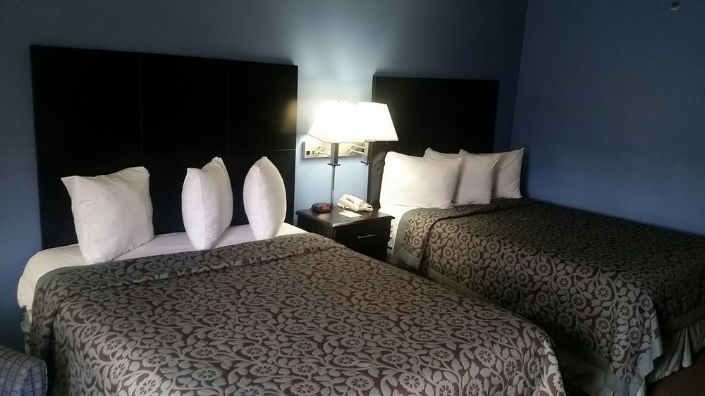 Days Inn & Suites By Wyndham Peachtree Corners Norcross Exteriér fotografie